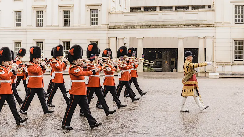 Changing Guard London