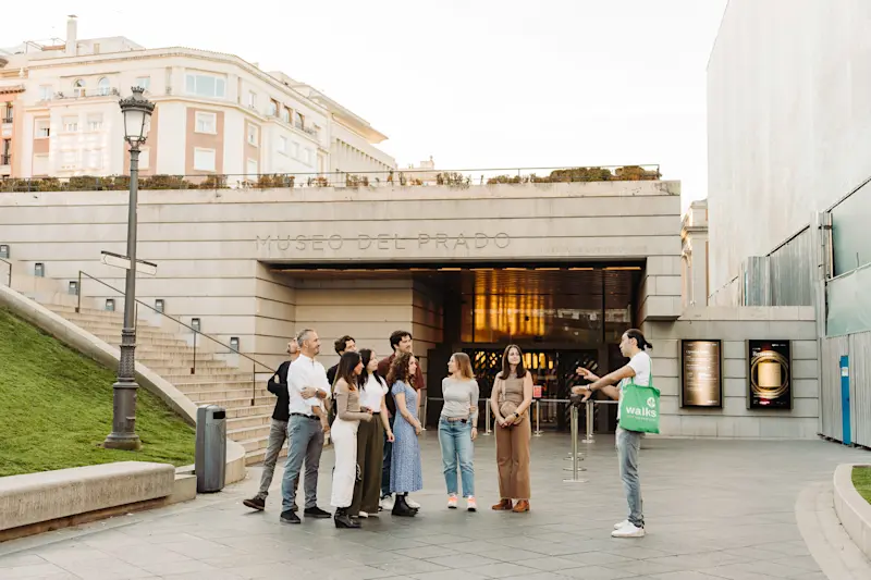 Walks Madrid Alone in the Prado WEB-0036